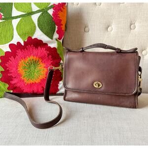 Vintage Coach Court Leather Crossbody Bag Purse 9870 Mahogany Brown